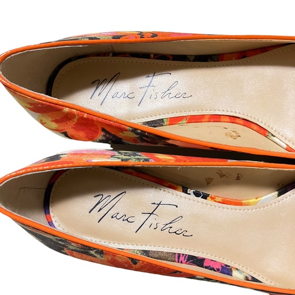 Marc Fisher Colorful Bright Floral Print Pointed Flats - Picture 9 of 14